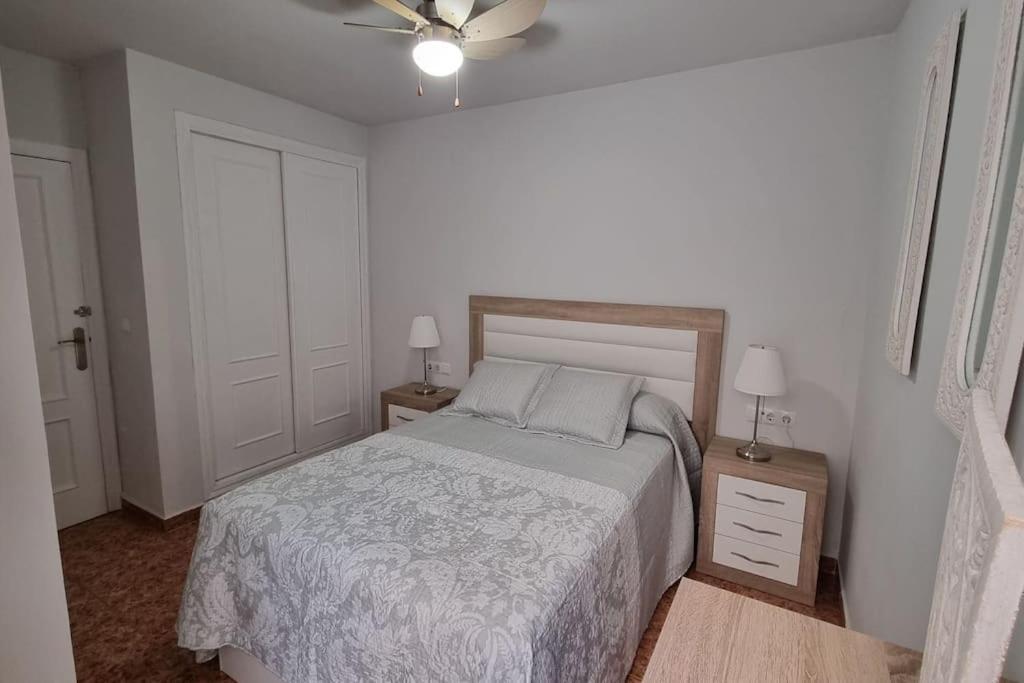 Апартаменти Apartamento Cruz Санта-Пола Екстер'єр фото